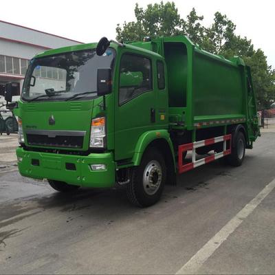 SINOTRUK HOWO 4*2 condensó el camión del compresor de la basura 12m3