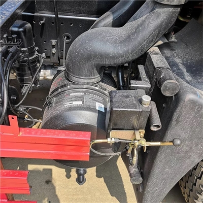 Camión de la succión de las aguas residuales del vacío de SINOTRUK HOWO 6X4 336hp