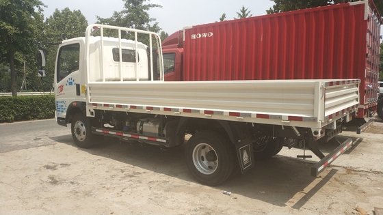 Impulsión pasajera ISO de la mano izquierda del camión del cargo de la luz de Sinotruk 10T HOWO 4x2 Euro3 con la CA