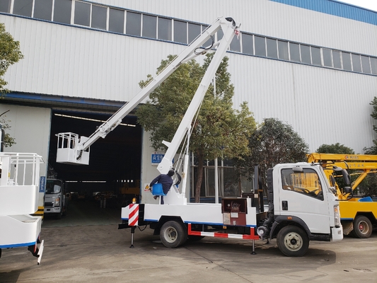 Howo 4x2 que conduce 5 toneladas de HLW5050GJKE del trabajo aéreo del camión de camión aéreo de Sinotruk