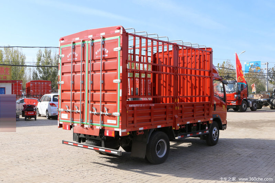 12 camión ligero de Wheeler Cargo Truck Sinotruk HOWO de la tonelada 6 con color rojo