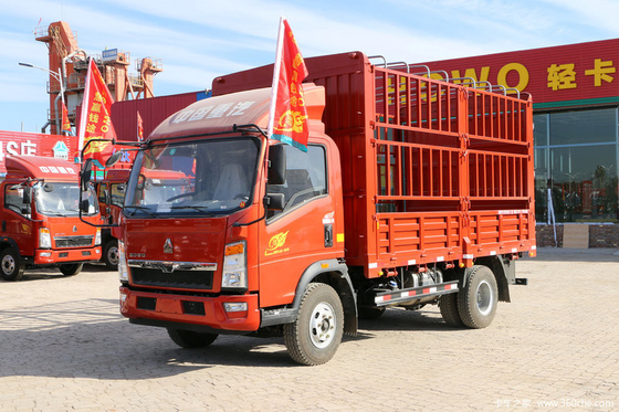 12 camión ligero de Wheeler Cargo Truck Sinotruk HOWO de la tonelada 6 con color rojo