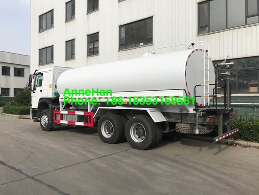 Camión del tanque de agua de Sinotruk Howo 7 20000L 6x4 con el sistema de espray