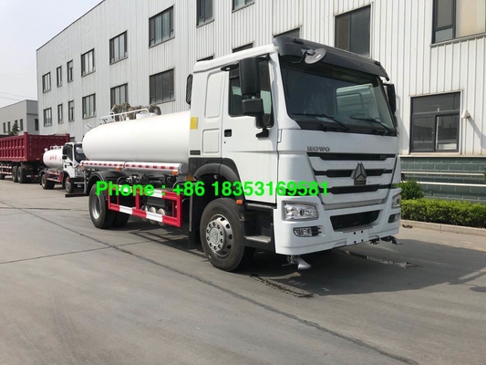 Camión del espray de agua de 7CBM 12000L para la ingeniería del paisaje