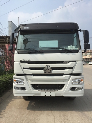 Camión blanco Zz4257s3241 internacional 400L del motor de la serie de Sinotruk Howo