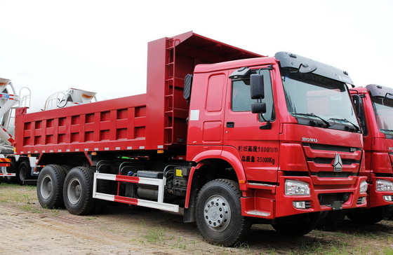 Camión volquete resistente de los árboles de la yarda tres de ZZ3317N3647B 12 para la construcción de carreteras