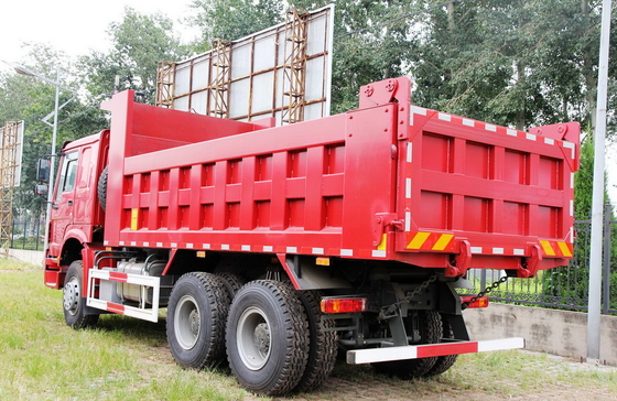 Camión volquete resistente de los árboles de la yarda tres de ZZ3317N3647B 12 para la construcción de carreteras