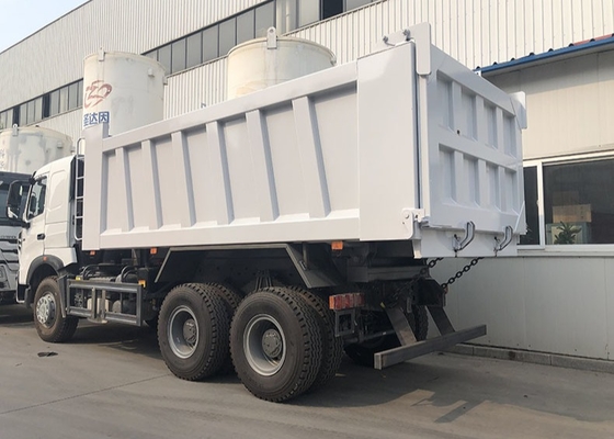 Sinotruk HOWO A7 6x4 371hp camión blanco de descarga camión de carga