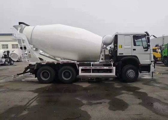 Cemento concreto de la licuadora del camión 8cbm 6X4 del mezclador concreto de Sinotruk HOWO