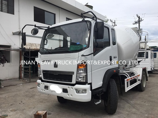 Precio de fábrica HOWO 3cbm 5M3 de trabajo ligero 4x2 de hormigón auto-carga de hormigón camión mezclador