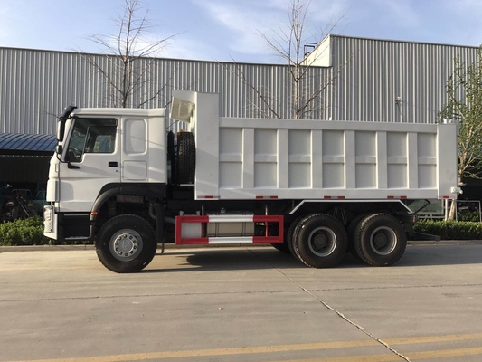 SINOTRUK Howo 6x4 3 Axle Dump Truck 30 toneladas que cargan el camión volquete resistente Tipper Truck