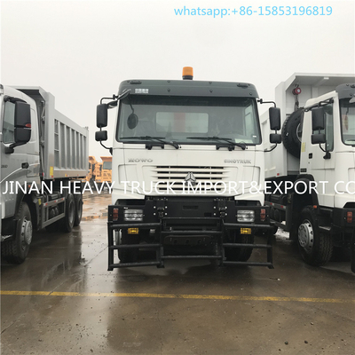 Venta caliente Nuevo modelo Howo 10 ruedas 25t 6x6 camión de desecho del ejército en venta