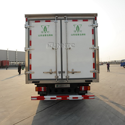 Mini 4x2 6 ruedas 10ton HOWO ligeros refrigerados de la caja de camión con refrigerador de transporte