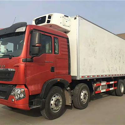 Sinotruk HOWO 45cbm congelador frigorífico camión refrigerado 8x4 camión pesado de 20 toneladas