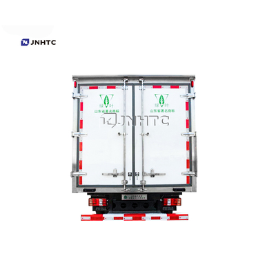 Howo 6 Wheeler Light Refrigerated Box Truck 3T 5 toneladas