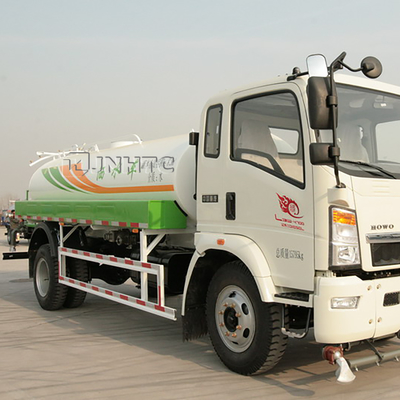 Camión del tanque de la agua ligera de SINOTRUK HOWO 4x2 con el 14m Front Sprinkler