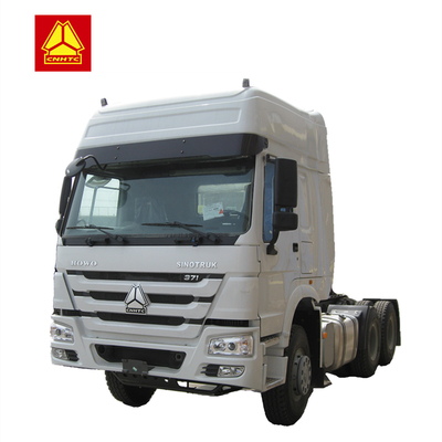 Camión 420hp del tractor de Howo Sinotruk 6x4 del resorte plano