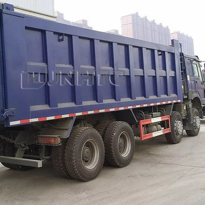 Uno mismo de SINOTRUK HOWO 12 Wheeler Heavy Duty Dump Truck que carga 8x4 3cbm 371hp