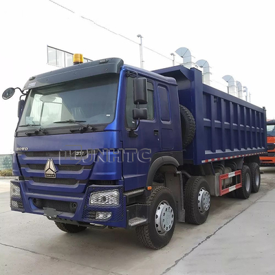Uno mismo de SINOTRUK HOWO 12 Wheeler Heavy Duty Dump Truck que carga 8x4 3cbm 371hp