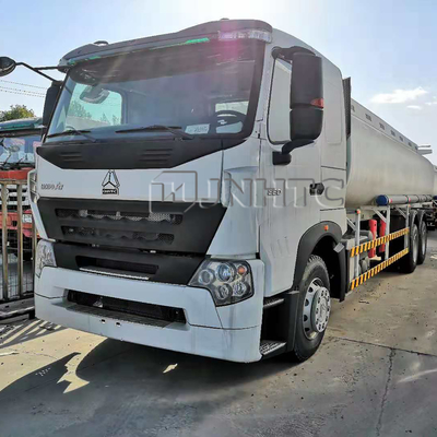 Camión Euro2 Euro3 25000L 6x4 del depósito de gasolina de aceite de Sinotruk HOWO A7 371hp