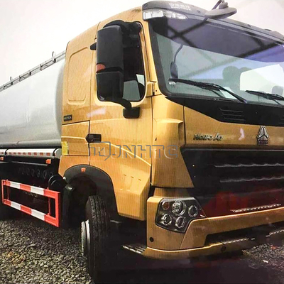 Camión Euro2 Euro3 25000L 6x4 del depósito de gasolina de aceite de Sinotruk HOWO A7 371hp