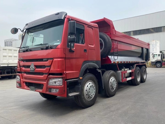 Camión de la caja de la descarga de la forma de SINOTRUK HOWO 8X4 U en Ghana Tanzania Zambia Zimbabwe