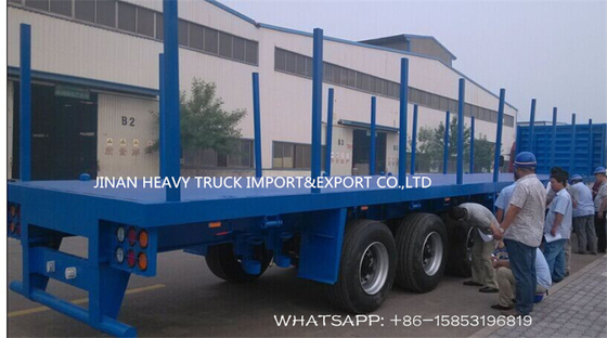 Remolque de la cama plana de SINOTRUK 3 Axle Flatbed Trailer Log Wood con la columna vertical