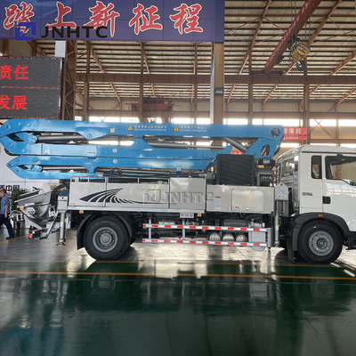 El camión montó HOWO los 38M Concrete Pump Truck con el árbol tres