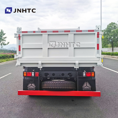 Toneladas 10 del descargador 4x2 8 Ton Dump Tipper Truck de la rueda de Sinotruk Homan Euro2 6