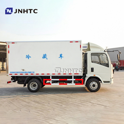 Conducción de poca potencia de la mano derecha del camión refrigerado de Sinotruk HOWO 4X2 5t