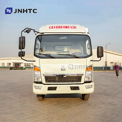 Conducción de poca potencia de la mano derecha del camión refrigerado de Sinotruk HOWO 4X2 5t