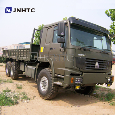 Camión pesado Off Road Lorry Vehicles Militares Truck del cargo de SINOTRUK 4*4 6x6