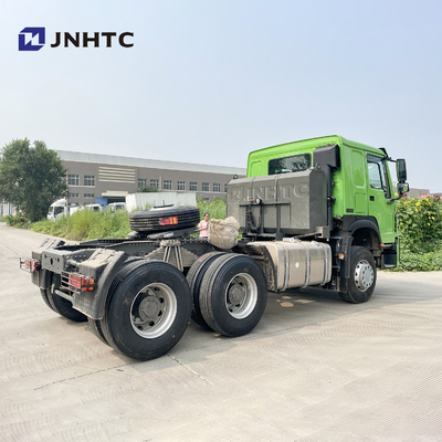 El camión 6x4 10 del motor de Sinotruk HOWO Euro2 RHD rueda el camión del tractor remolque 20T