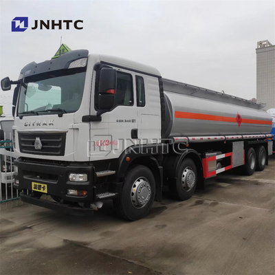8x4 capacidad grande de dirección izquierda y derecha de Howo del gasoil del tanque del camión del transportador