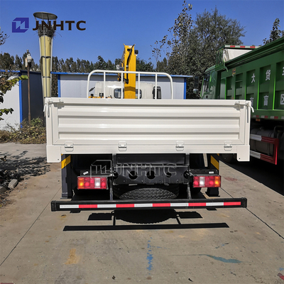 Luz de Sinotruk Howo 4X2 que se resume el auge Crane Truck 5 toneladas