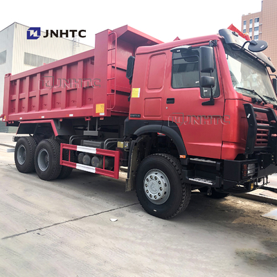 Camión volquete del color rojo 336hp Sinotruk Howo con 10 ruedas y capacidades 18m3