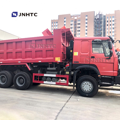 Camión volquete del color rojo 336hp Sinotruk Howo con 10 ruedas y capacidades 18m3