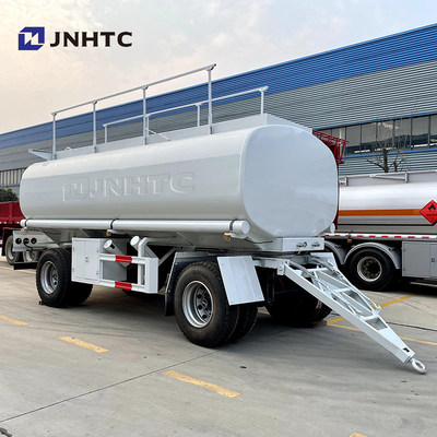Camión del depósito de gasolina de aceite de Sinotruk Howo de 8 neumáticos y modelo nuevo 20000l del remolque