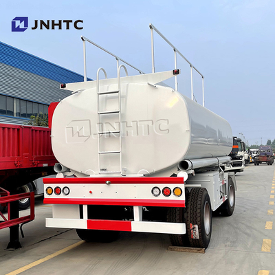 Camión del depósito de gasolina de aceite de Sinotruk Howo de 8 neumáticos y modelo nuevo 20000l del remolque