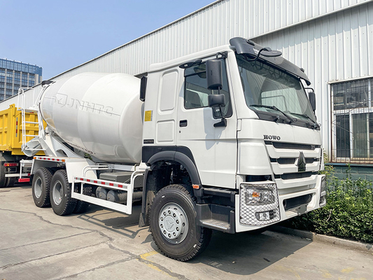 10 camión de la máquina del mezclador de cemento de Sinotruk 10m3 de las ruedas