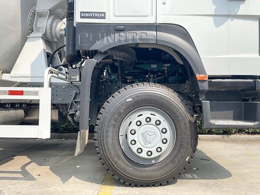 10 camión del mezclador concreto de Sinotruk HOWO 9m3 de las ruedas