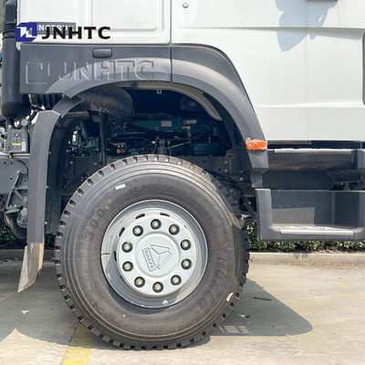 Ruedas del vehículo 10 del mezclador concreto de LHD Sinotruk HOWO 9m3