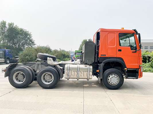 10 cabeza 6x4 del tractor remolque de Howo del camión del motor de las ruedas 420hp chino