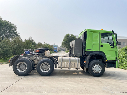 Sinotruk Howo diez rueda la cabeza del tractor del camión 50t del motor 371hp