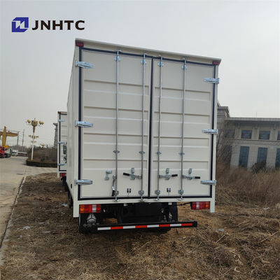 Camión Van Cargo Truck de la caja de SINOTRUK HOWO LHD 6 toneladas de 116hp