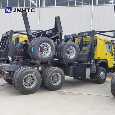 6x4 ENMADERAN la marca de registración de Sinotruk Howo del remolque del transporte de madera