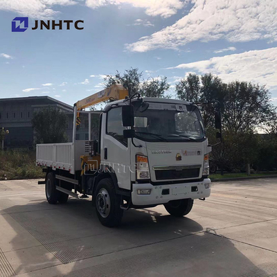 El camión del cargo de la placa plana montó a Crane Sinotruk HOWO 4x4 toda la impulsión de la rueda