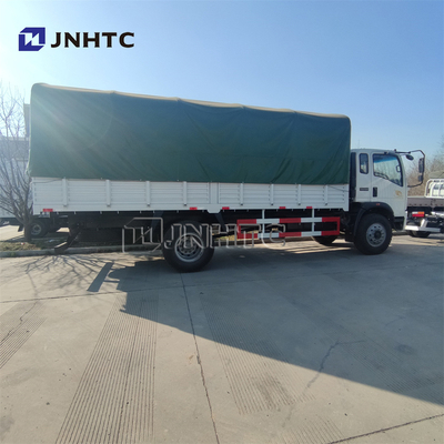 Soldado militar Transport With Seats del camión 4X4 6X6 8X8 de SINOTRUK HOWO