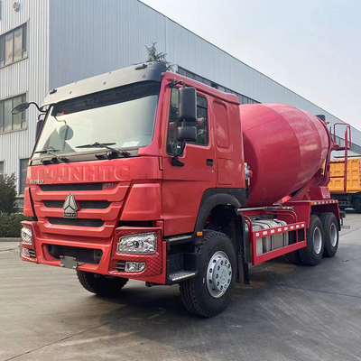 10 camión de mezcla concreto 6x4 de las ruedas SINOTRUK HOWO rojo
