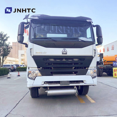 Camión de petrolero del combustible de la rueda de Sinotruk Howo A7 6x4 10 con 371hp el motor del euro 2